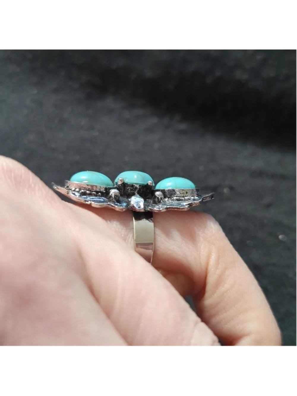 Silver Tone Turquoise Blue Dye Howlite Gemstones Statement Ring - Size 7-9